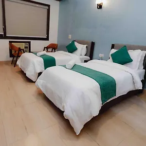 Hotel Plaza Residency Gurgaon