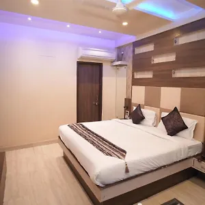 Hotel Rajkamal Near Railway Station Varanasi