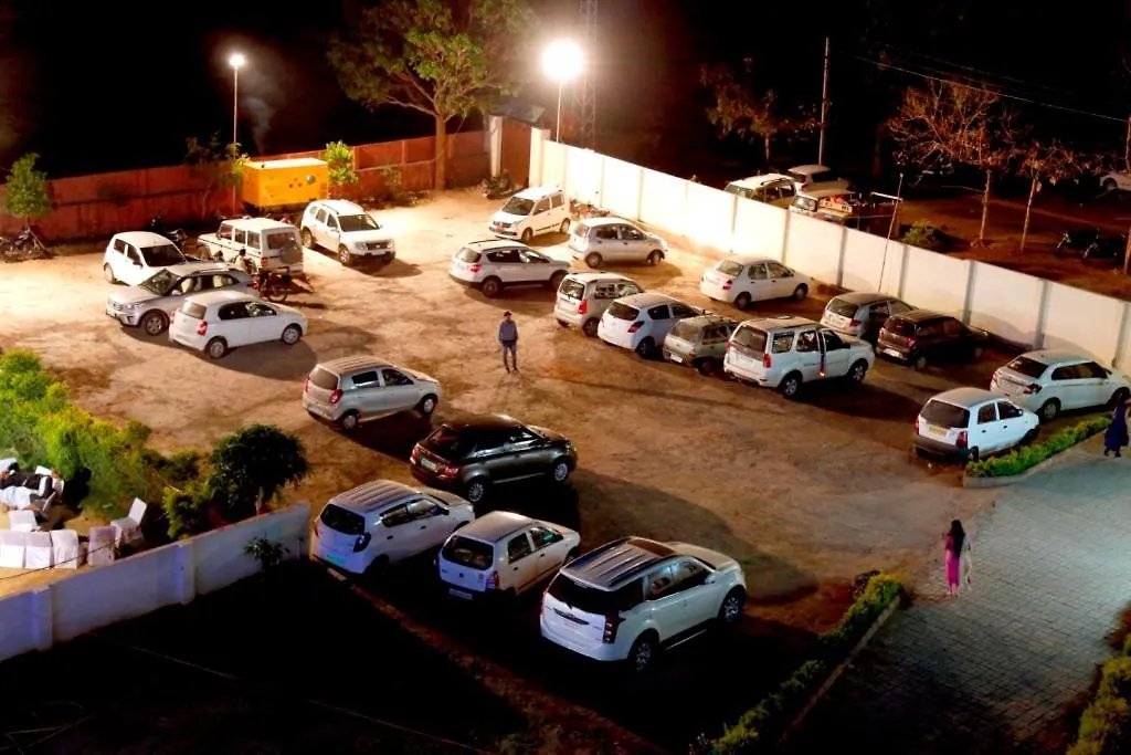 ***  Dreams Resort Udaipur India