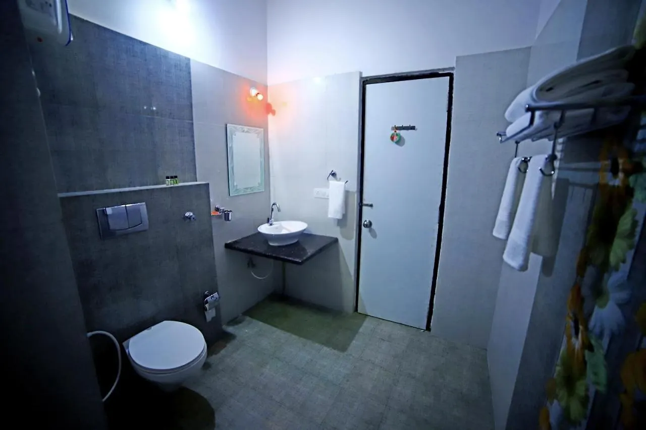 Dreams Resort Udaipur 3*,